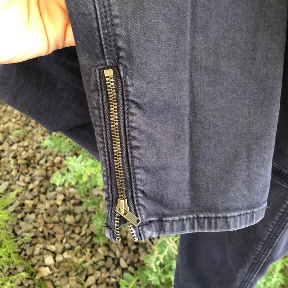 Lucky Brand twill navy blue pants with zippers - Picture 4 of 8